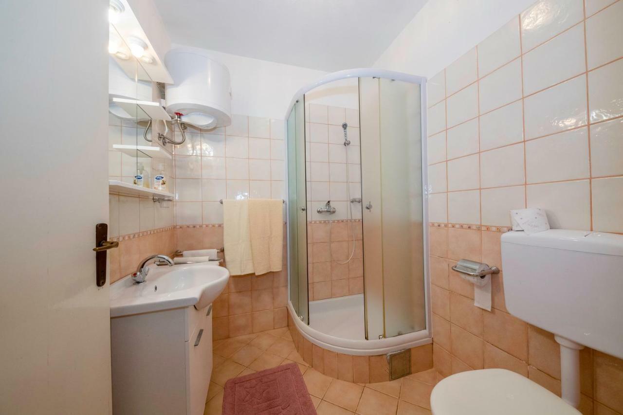 Lero Apartment Banjol ภายนอก รูปภาพ