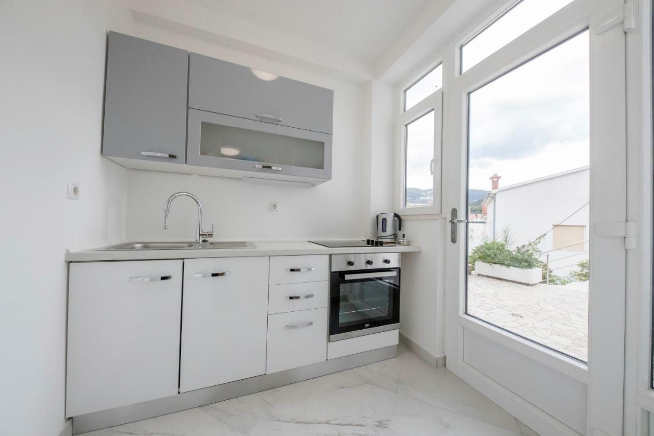 Lero Apartment Banjol ภายนอก รูปภาพ